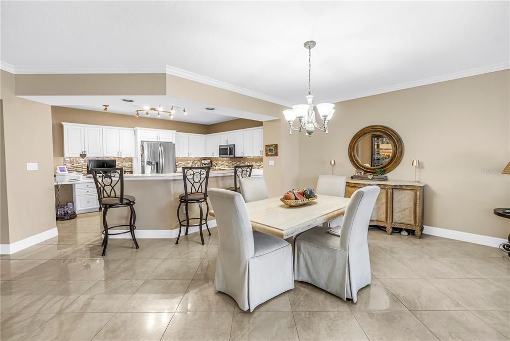 En Venta: $2,250,000 (3 camas, 3 baños, 2060 Pies cuadrados)