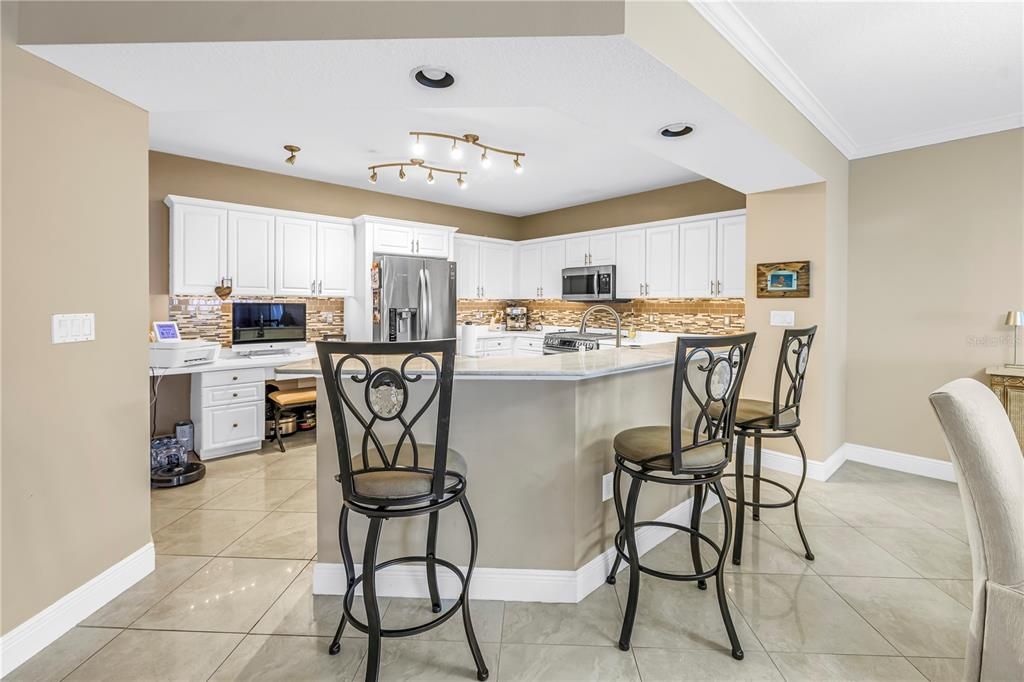En Venta: $2,250,000 (3 camas, 3 baños, 2060 Pies cuadrados)