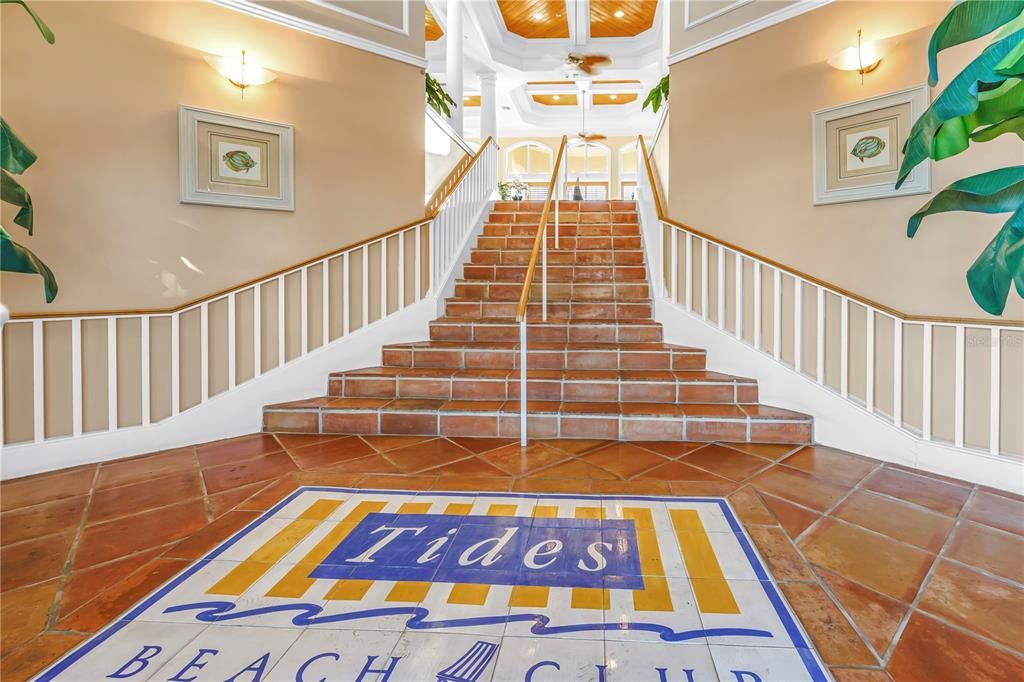 En Venta: $2,250,000 (3 camas, 3 baños, 2060 Pies cuadrados)