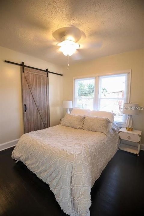 En Venta: $375,000 (2 camas, 0 baños, 1296 Pies cuadrados)