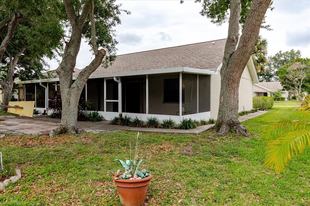 For Sale: $395,000 (3 beds, 2 baths, 1304 Square Feet)