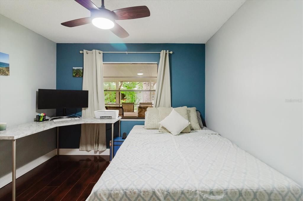 For Sale: $395,000 (3 beds, 2 baths, 1304 Square Feet)