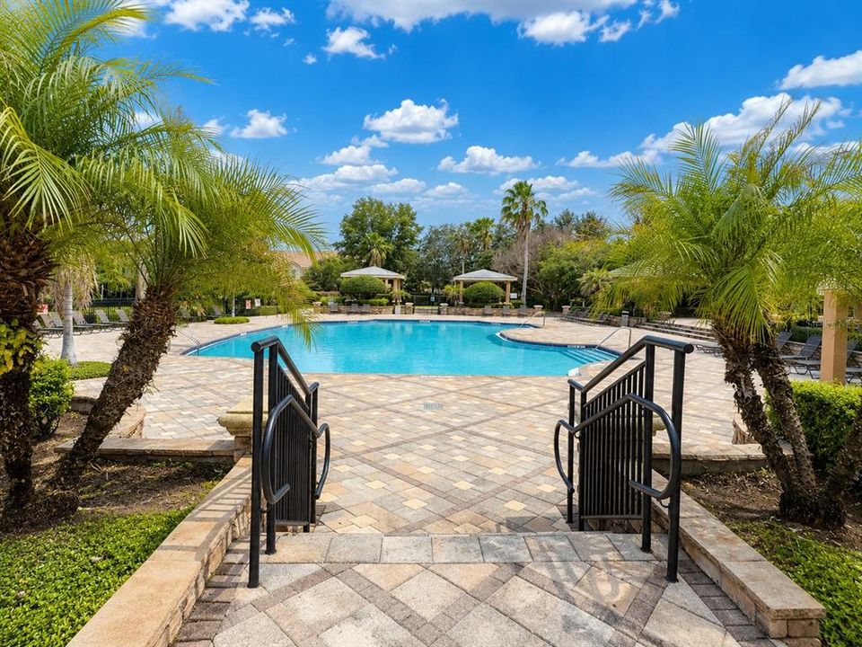 For Rent: $2,100 (3 beds, 2 baths, 1412 Square Feet)