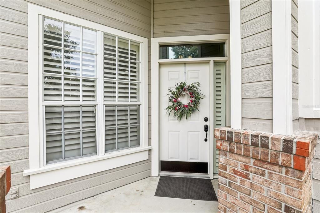 For Sale: $359,900 (3 beds, 2 baths, 1918 Square Feet)