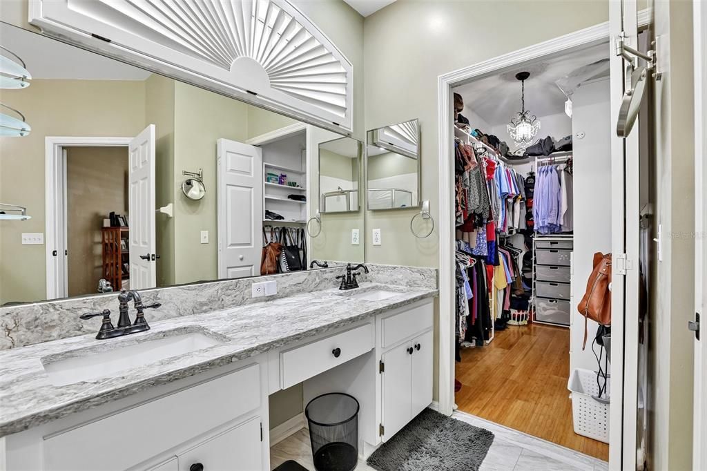 For Sale: $359,900 (3 beds, 2 baths, 1918 Square Feet)