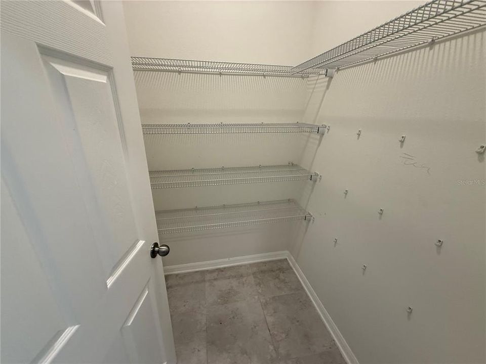 For Sale: $378,000 (5 beds, 3 baths, 3332 Square Feet)