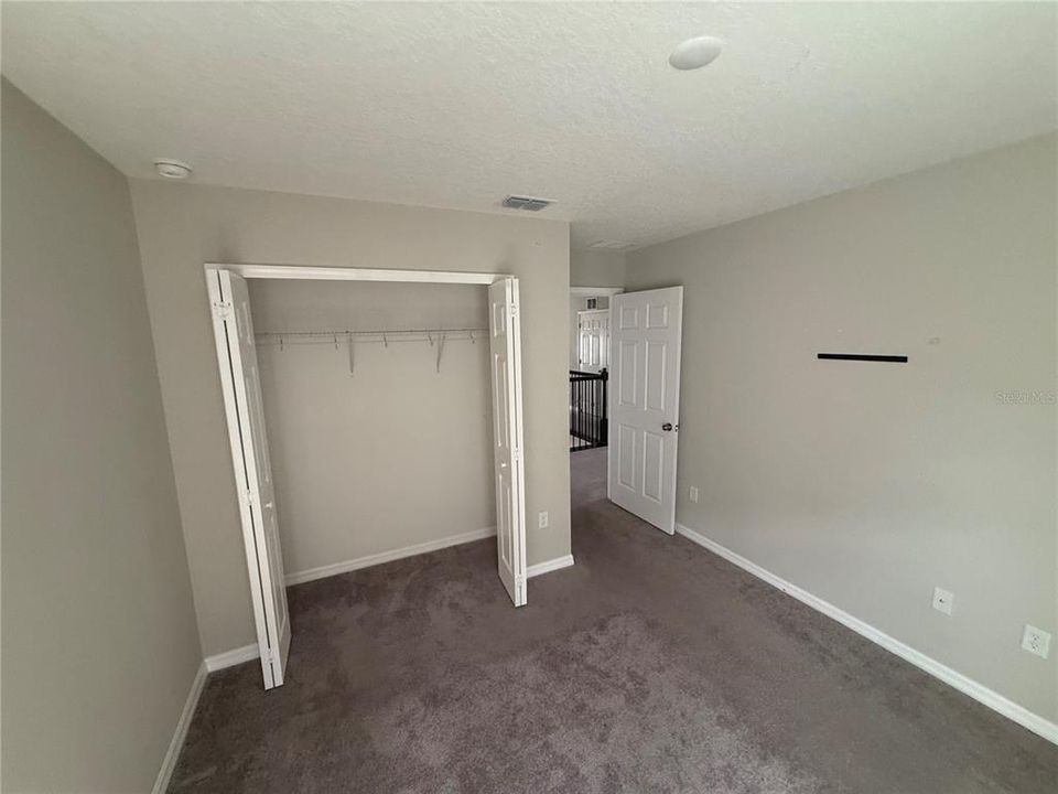 For Sale: $378,000 (5 beds, 3 baths, 3332 Square Feet)