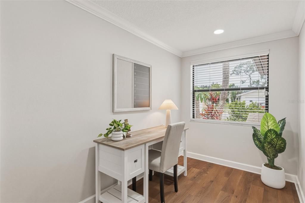 For Sale: $349,900 (2 beds, 2 baths, 1408 Square Feet)