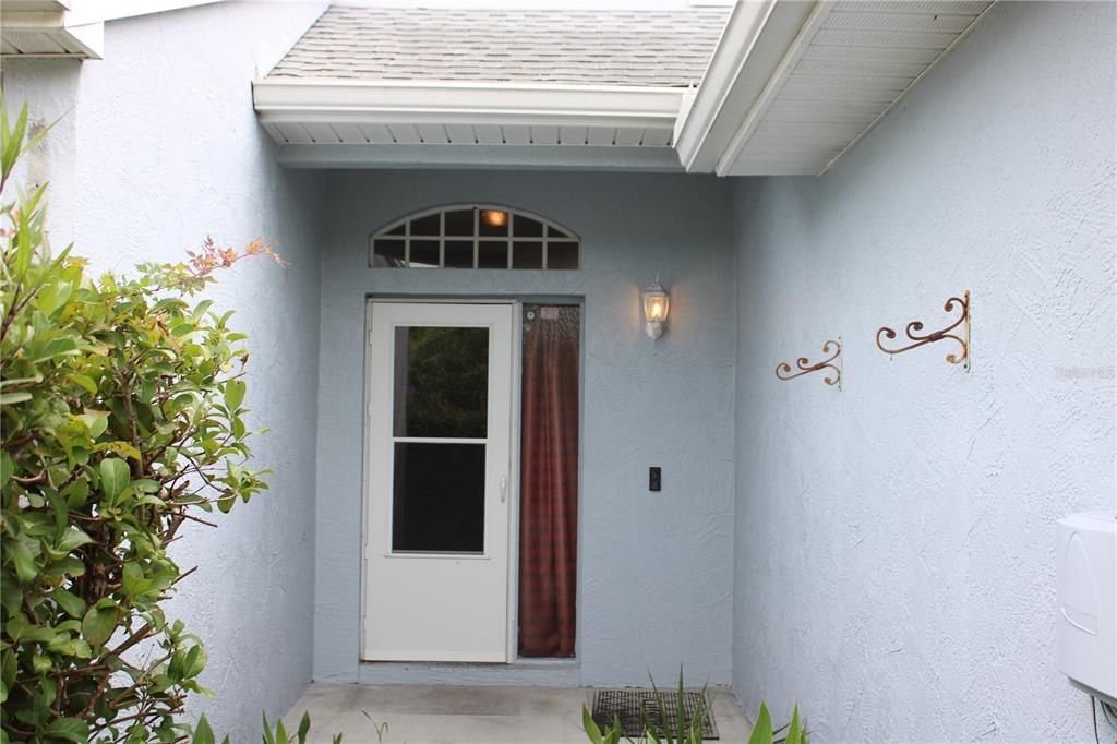 Activo con contrato: $269,000 (3 camas, 2 baños, 1452 Pies cuadrados)