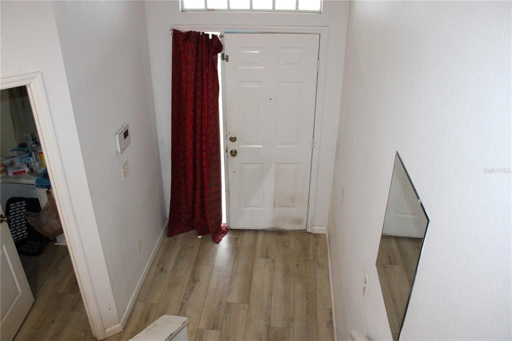 Activo con contrato: $269,000 (3 camas, 2 baños, 1452 Pies cuadrados)