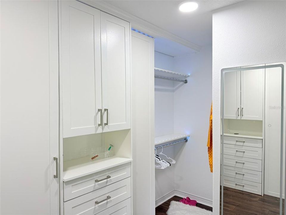 На продажу: $685,000 (5 спален, 3 ванн, 3559 Квадратных фут)