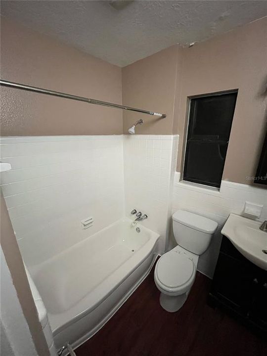 For Rent: $1,195 (2 beds, 1 baths, 750 Square Feet)
