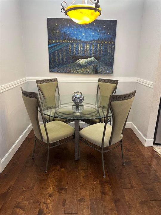 For Rent: $1,700 (1 beds, 1 baths, 525 Square Feet)