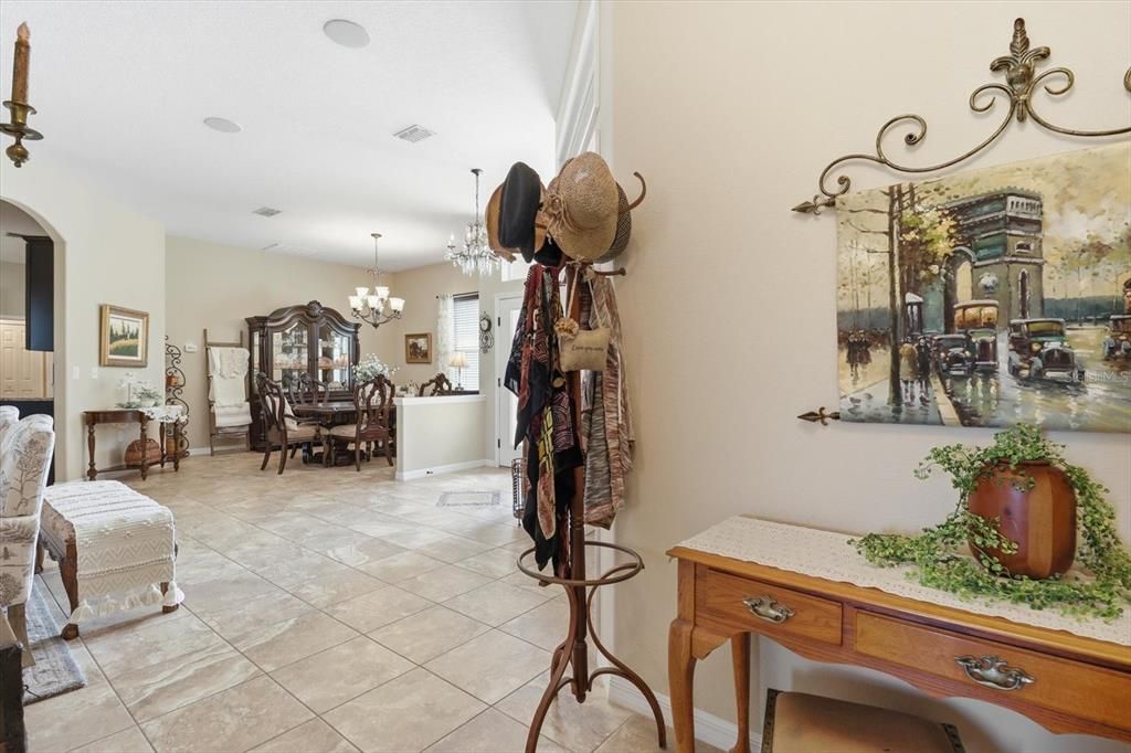 For Sale: $780,000 (3 beds, 3 baths, 3413 Square Feet)