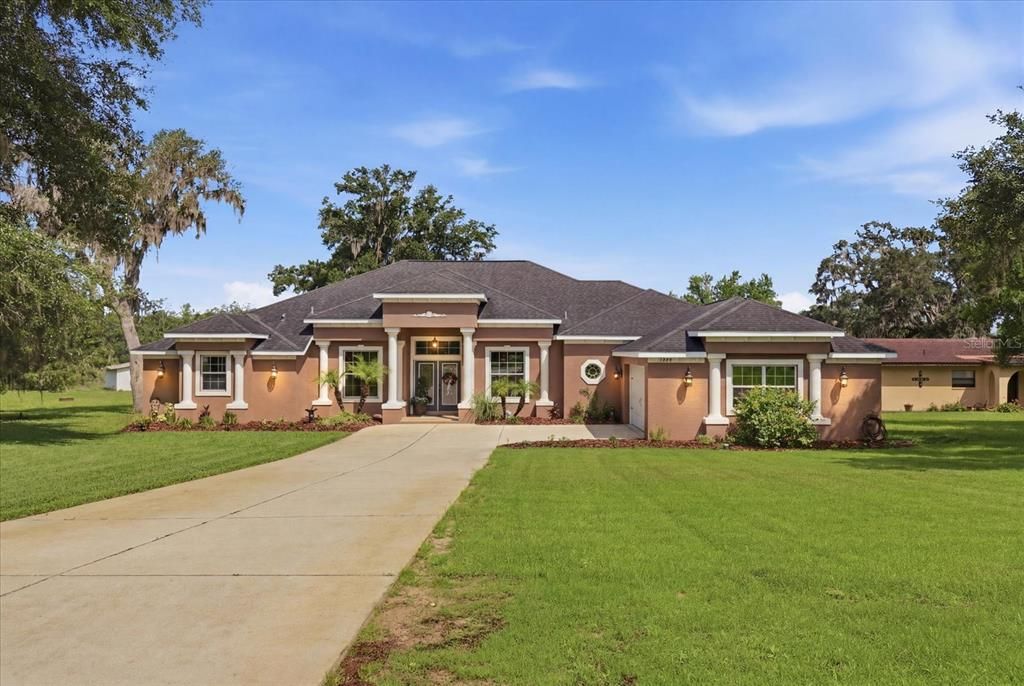 For Sale: $780,000 (3 beds, 3 baths, 3413 Square Feet)