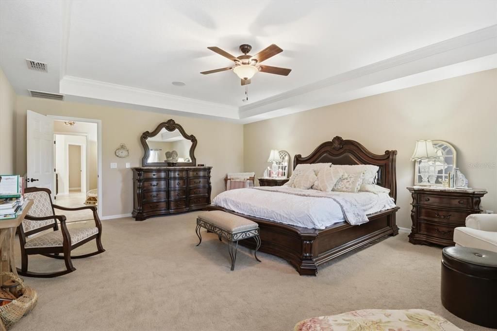 For Sale: $780,000 (3 beds, 3 baths, 3413 Square Feet)