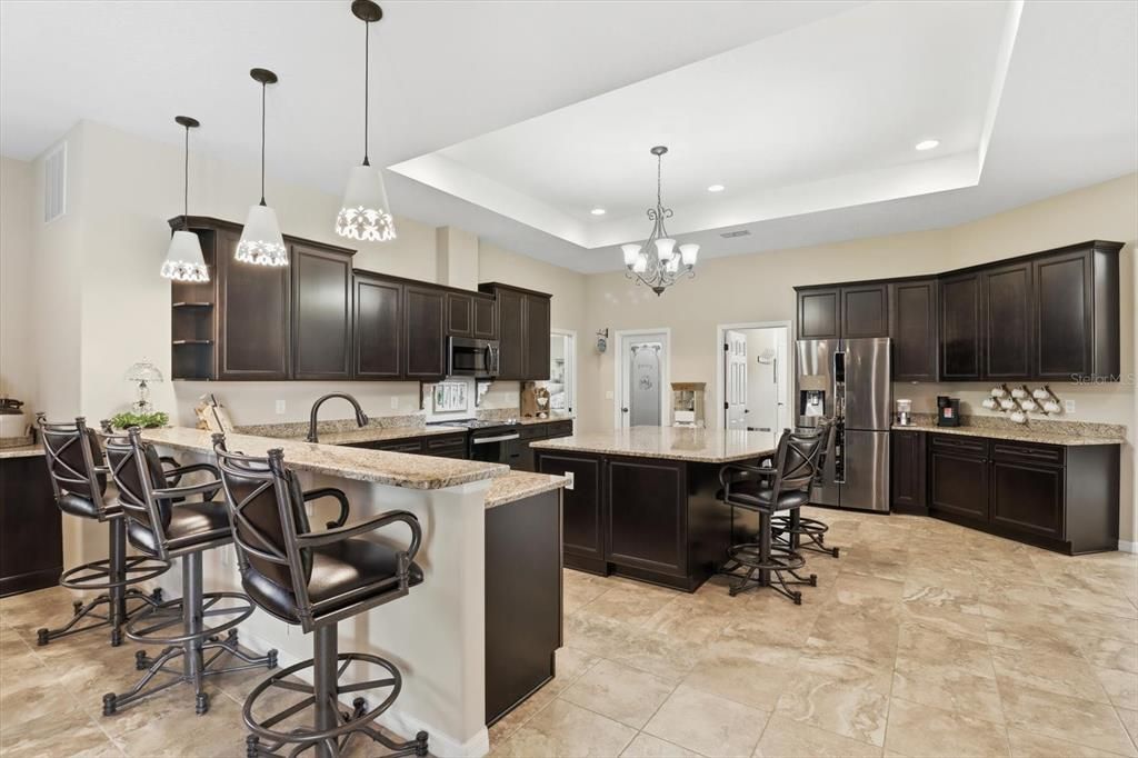 For Sale: $780,000 (3 beds, 3 baths, 3413 Square Feet)
