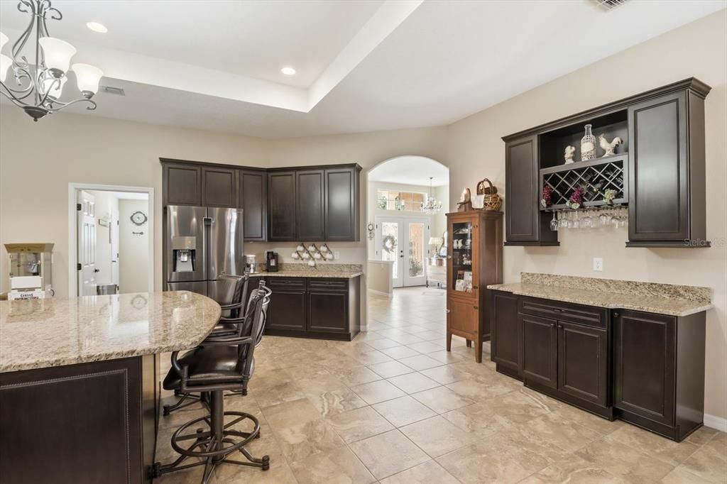 For Sale: $780,000 (3 beds, 3 baths, 3413 Square Feet)