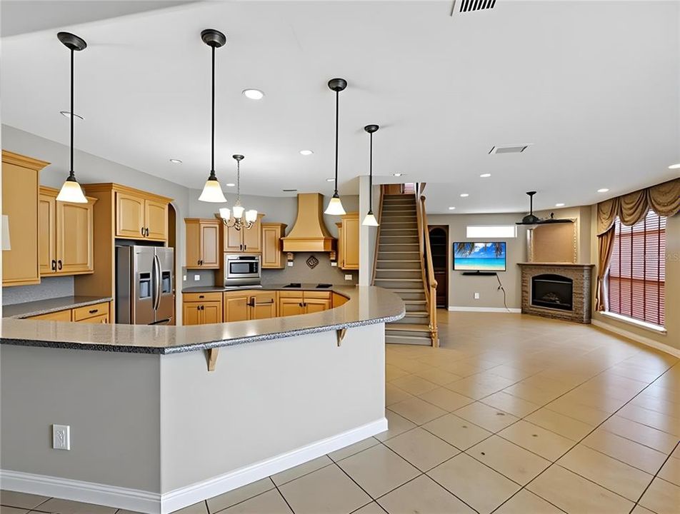 En Venta: $625,000 (5 camas, 5 baños, 4077 Pies cuadrados)