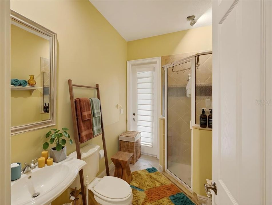 En Venta: $625,000 (5 camas, 5 baños, 4077 Pies cuadrados)
