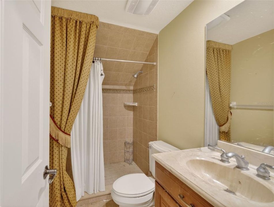 En Venta: $625,000 (5 camas, 5 baños, 4077 Pies cuadrados)