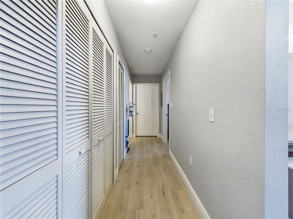 В аренду: $2,700 (2 спален, 2 ванн, 1321 Квадратных фут)