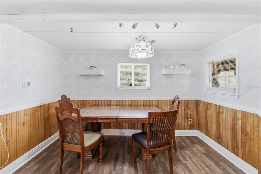 En Venta: $115,000 (2 camas, 1 baños, 833 Pies cuadrados)