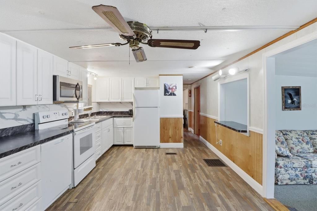 En Venta: $115,000 (2 camas, 1 baños, 833 Pies cuadrados)