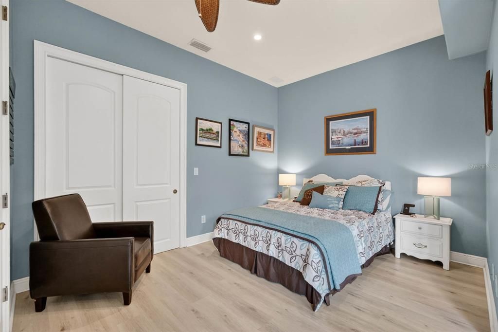 For Sale: $1,870,000 (4 beds, 4 baths, 4643 Square Feet)