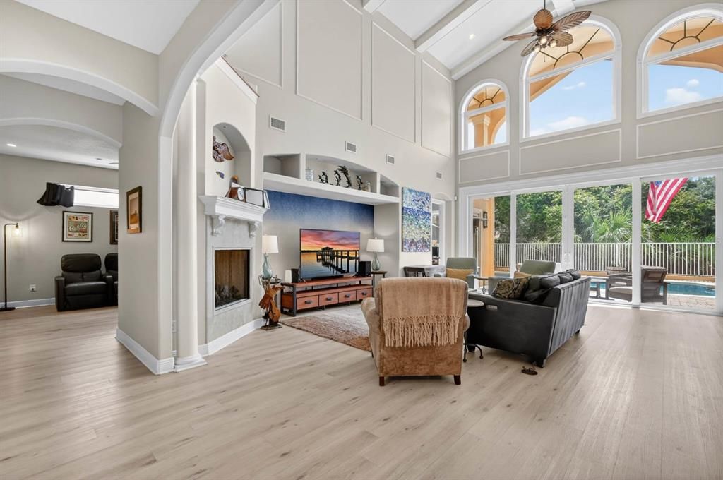 For Sale: $1,870,000 (4 beds, 4 baths, 4643 Square Feet)