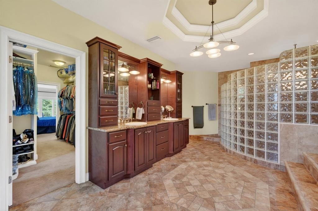 For Sale: $1,870,000 (4 beds, 4 baths, 4643 Square Feet)