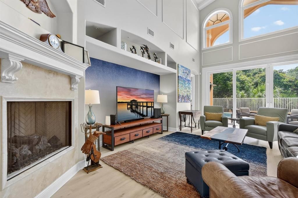 For Sale: $1,870,000 (4 beds, 4 baths, 4643 Square Feet)