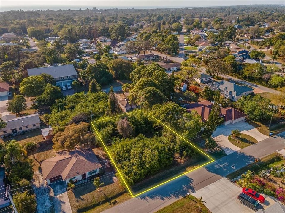 待售: $74,999 (0.19 acres)