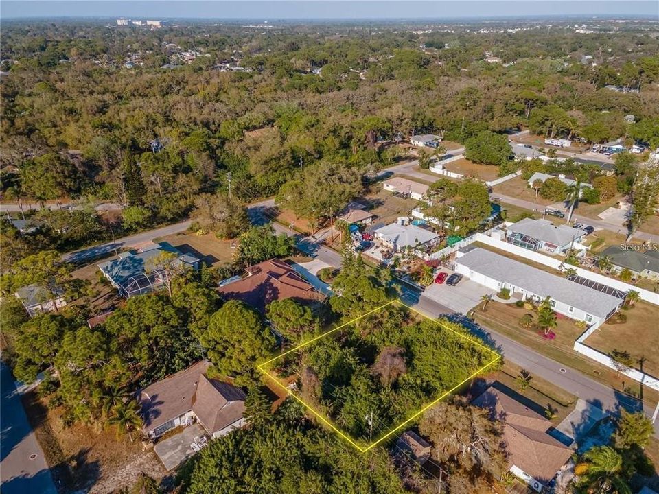 待售: $74,999 (0.19 acres)
