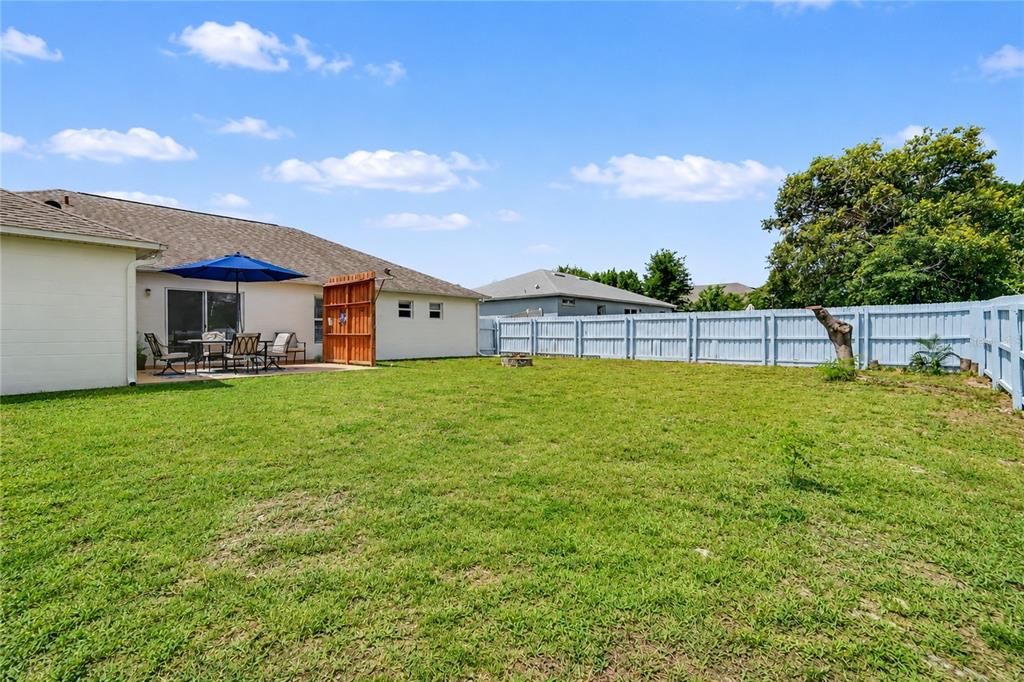 For Sale: $329,000 (3 beds, 2 baths, 2046 Square Feet)