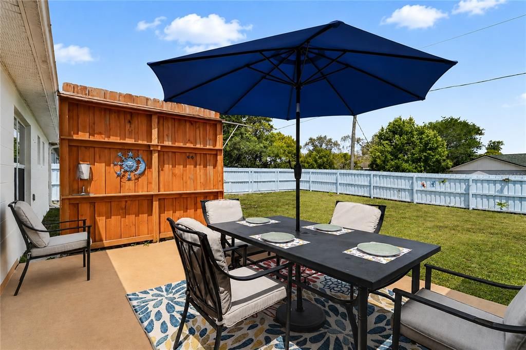 For Sale: $329,000 (3 beds, 2 baths, 2046 Square Feet)