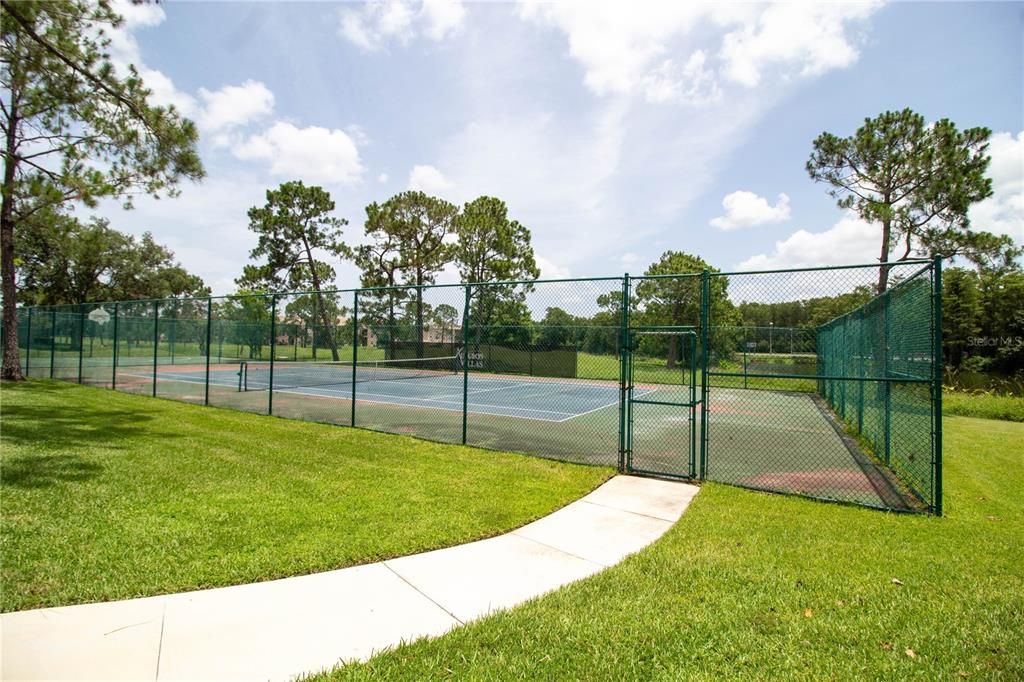 For Sale: $199,900 (2 beds, 2 baths, 1160 Square Feet)