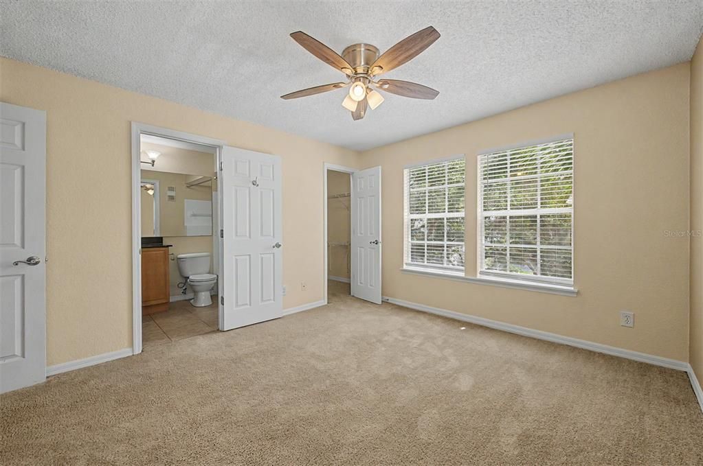 For Sale: $229,000 (2 beds, 2 baths, 1491 Square Feet)