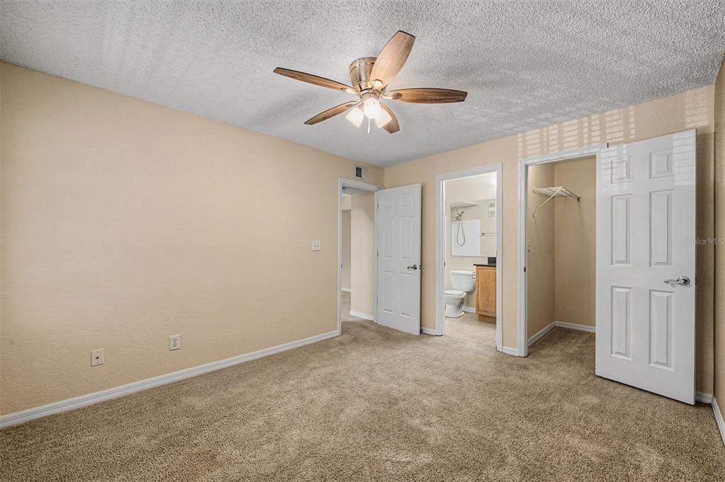 For Sale: $229,000 (2 beds, 2 baths, 1491 Square Feet)