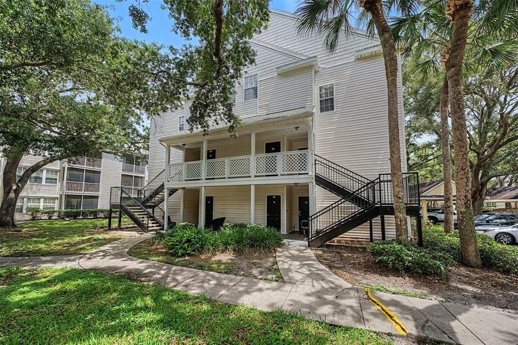 For Sale: $229,000 (2 beds, 2 baths, 1491 Square Feet)