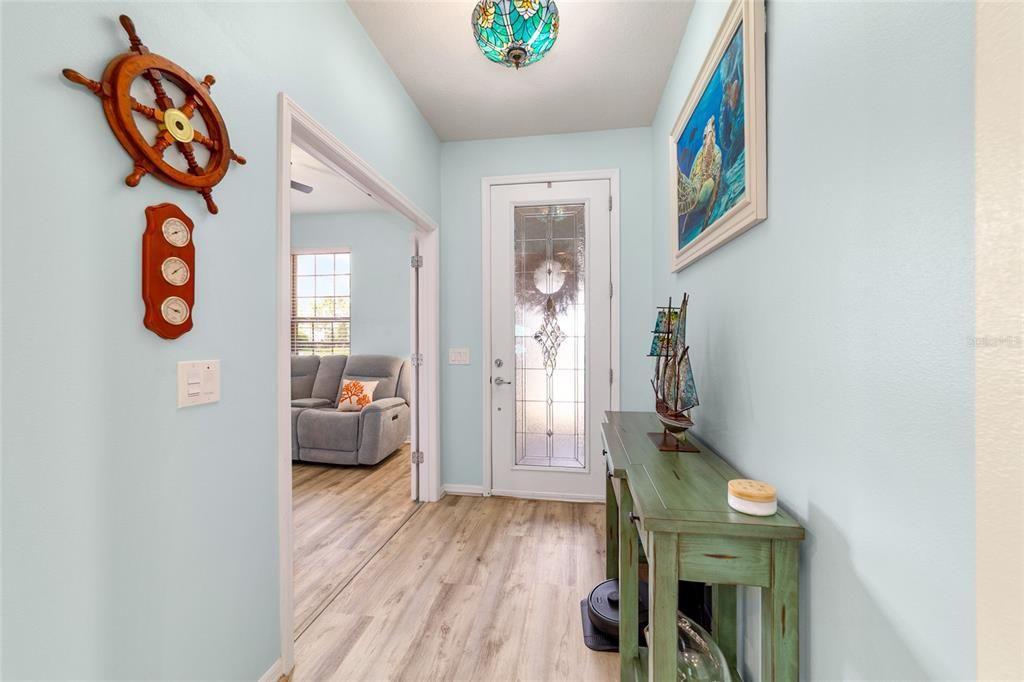 For Sale: $440,000 (2 beds, 2 baths, 2062 Square Feet)