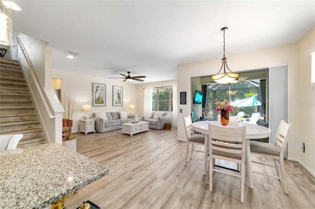 For Sale: $440,000 (2 beds, 2 baths, 2062 Square Feet)