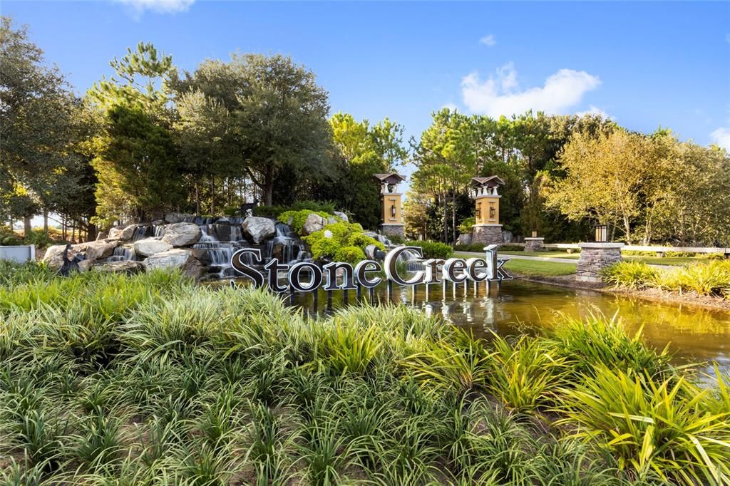 For Sale: $440,000 (2 beds, 2 baths, 2062 Square Feet)