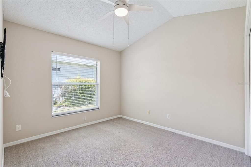 For Sale: $575,000 (4 beds, 2 baths, 1969 Square Feet)