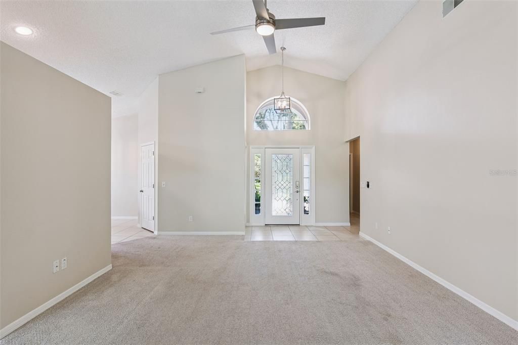 For Sale: $575,000 (4 beds, 2 baths, 1969 Square Feet)