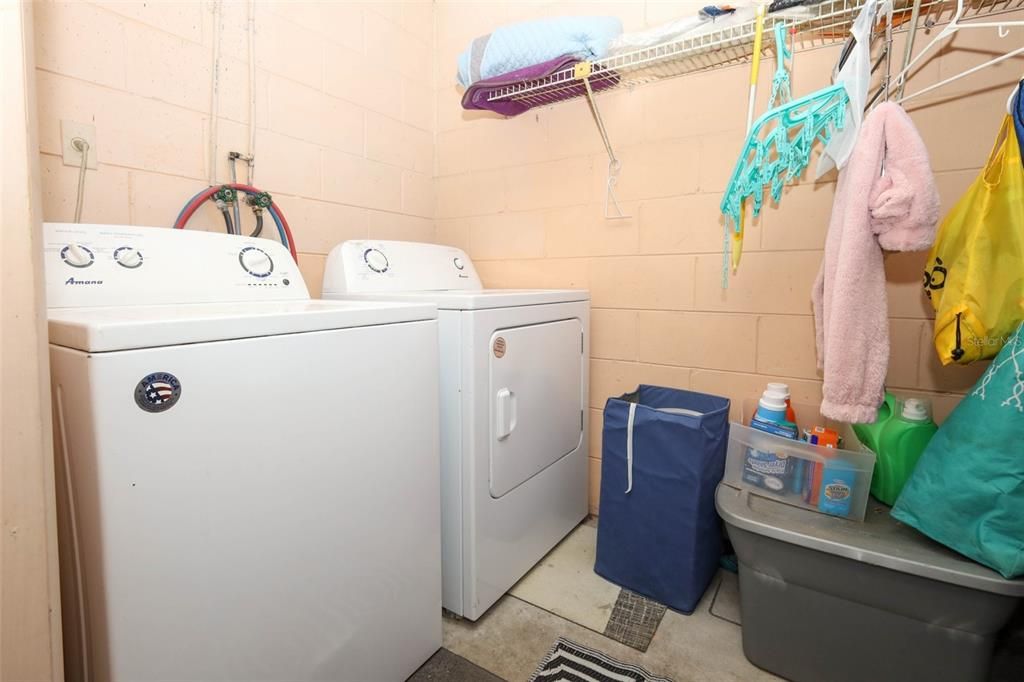 For Sale: $260,000 (3 beds, 2 baths, 1132 Square Feet)