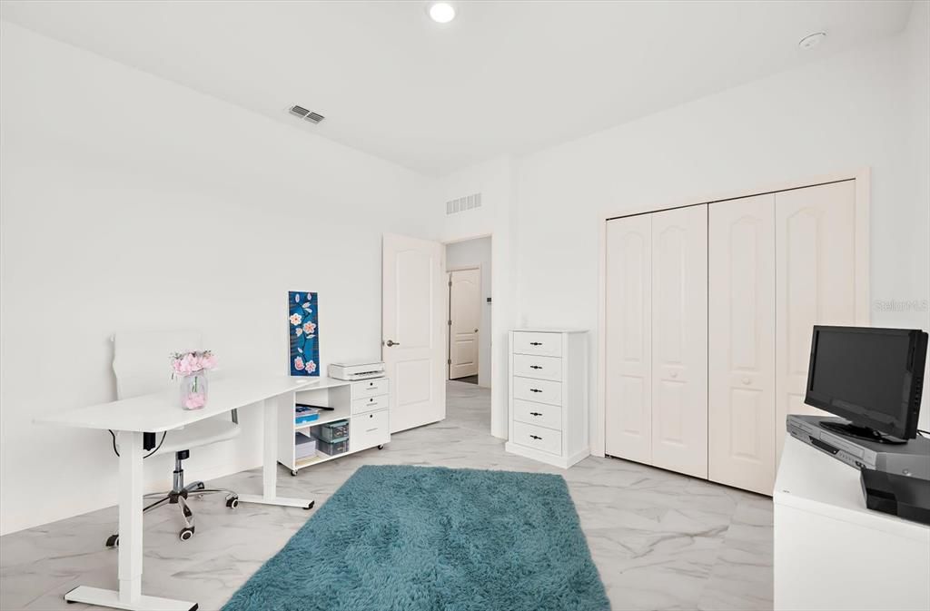 For Sale: $369,900 (3 beds, 2 baths, 2066 Square Feet)