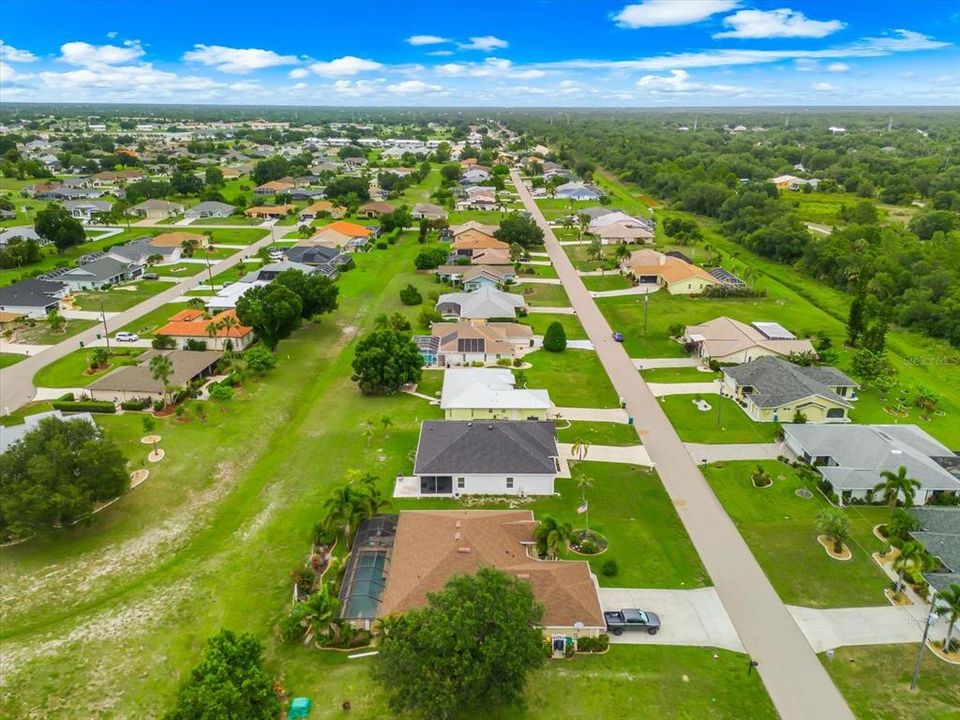 For Sale: $369,900 (3 beds, 2 baths, 2066 Square Feet)