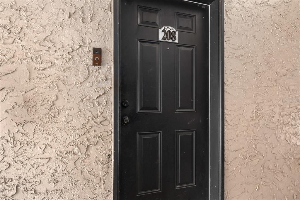 For Sale: $170,000 (2 beds, 2 baths, 1053 Square Feet)