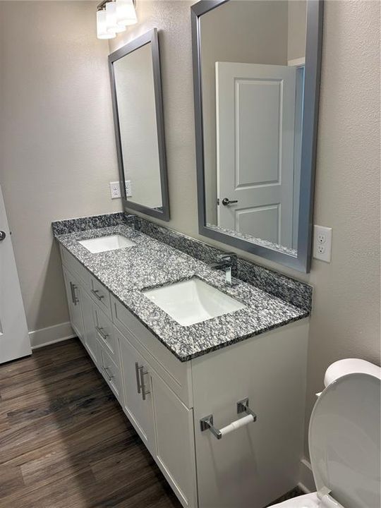 For Rent: $1,795 (2 beds, 2 baths, 1305 Square Feet)